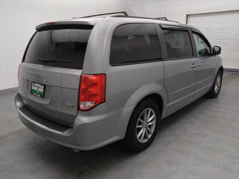Used 2014 Dodge Grand Caravan R/T image 9