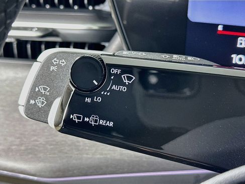 New 2026 Audi Q3 quattro 2.0T AWD/4WD image 21