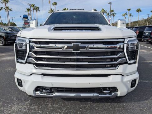 Used 2025 Chevrolet Silverado 2500 High Country w/ High Country Premium Package image 9