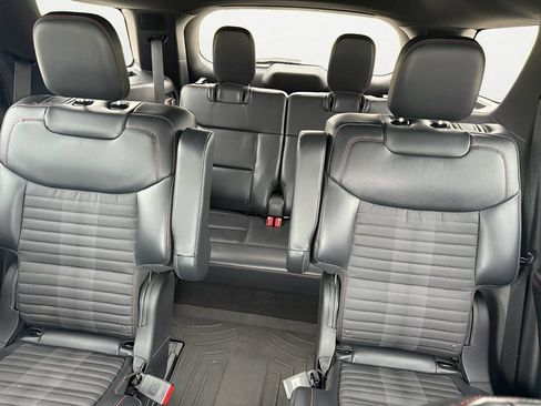 Used 2025 Ford Explorer ST-Line AWD/4WD image 13