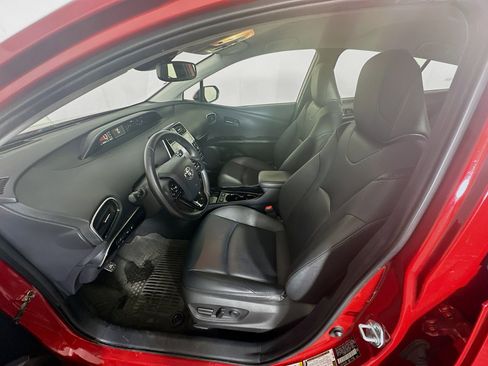 Used 2022 Toyota Prius XLE w/ Advanced Technology Package image 13