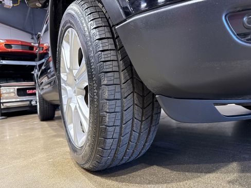 Used 2017 Land Rover Range Rover Evoque SE Premium image 60