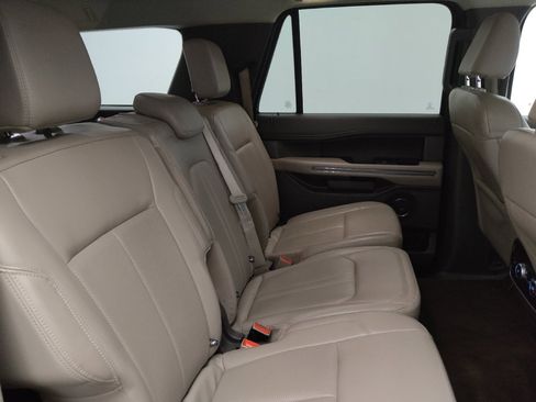 Used 2021 Ford Expedition Max XLT RWD image 19