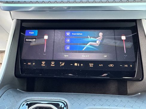 Used 2025 Jeep Wagoneer S Limited image 33