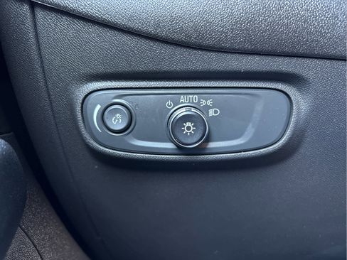 Used 2024 Chevrolet Equinox LT image 26