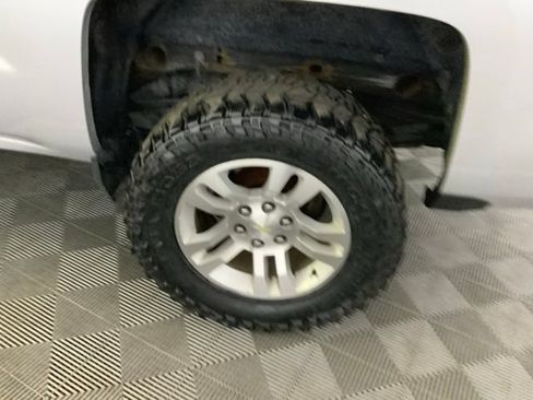 Used 2018 Chevrolet Silverado 1500 LT w/ All Star Edition AWD/4WD image 56