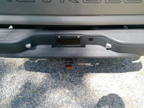 Used 2006 Chevrolet Silverado 2500 W/T w/ Skid Plate Package AWD/4WD image 9