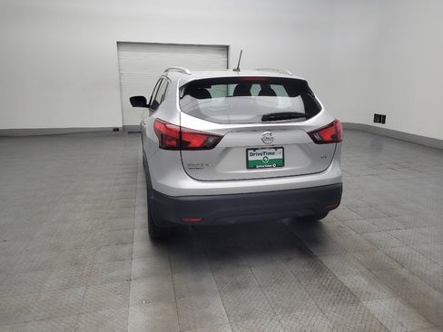 Used 2017 Nissan Rogue Sport SV w/ SV Premium Package FWD image 6
