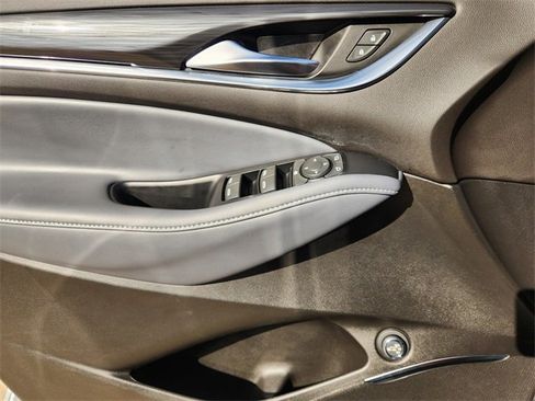 Used 2023 Buick Enclave Essence w/ Experience Buick Package image 30