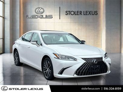 Used 2023 Lexus ES 250 w/ Premium Package