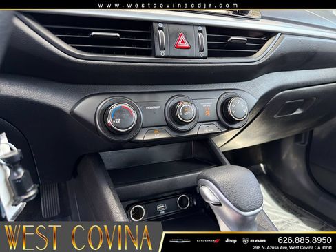 Used 2023 Kia Forte LXS FWD image 14