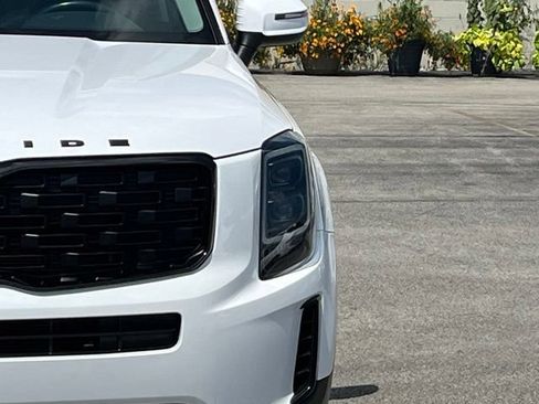 Used 2022 Kia Telluride EX w/ EX Premium Package AWD/4WD image 17