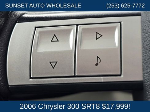 Used 2006 Chrysler 300 SRT8 w/ SRT Option Group II RWD image 33