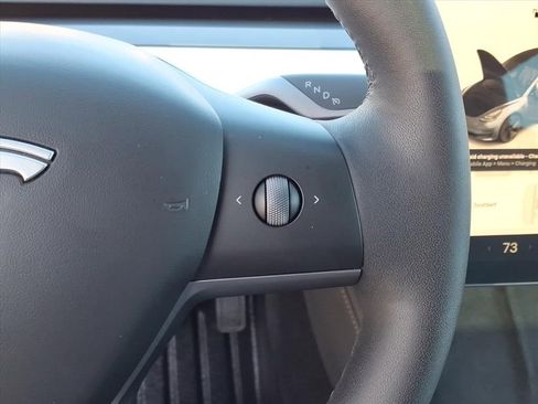 Used 2023 Tesla Model 3 Standard Range image 26