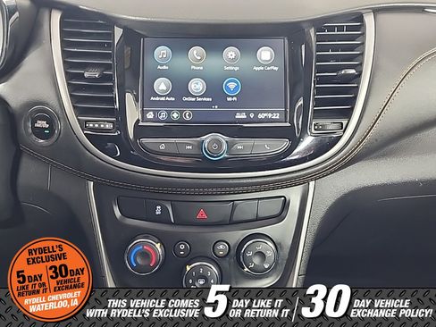Used 2019 Chevrolet Trax LT w/ LT Convenience Package image 29