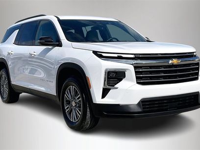 Certified 2025 Chevrolet Traverse LT
