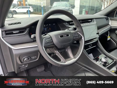 New 2026 Jeep Grand Cherokee L Limited AWD/4WD image 6