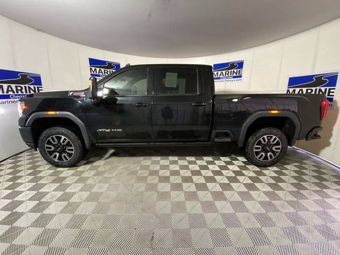 Used 2023 GMC Sierra 2500 AT4 w/ AT4 Premium Plus Package AWD/4WD image 13