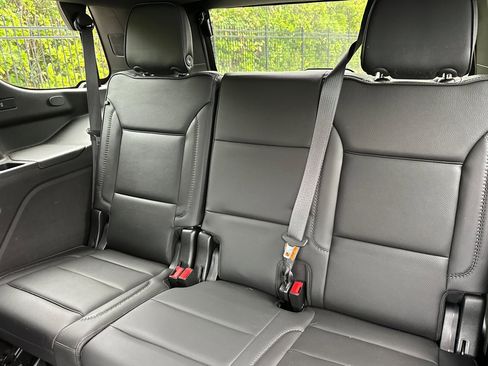 Used 2021 GMC Yukon Denali image 15