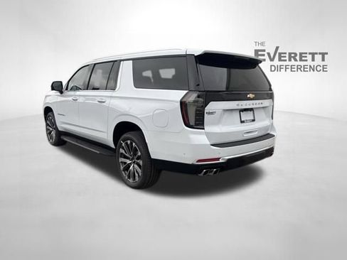 New 2026 Chevrolet Suburban High Country w/ Sun And Tow Package AWD/4WD image 5