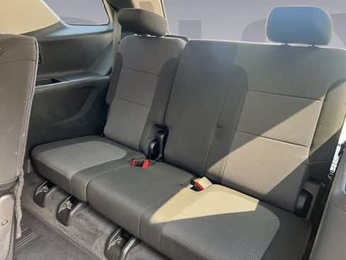 Used 2020 Chevrolet Traverse LS w/ LPO, Floor Liner Package AWD/4WD image 16
