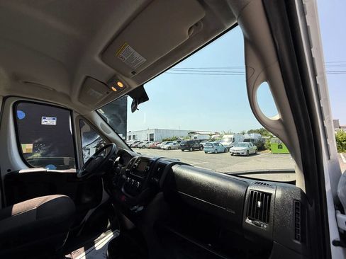 Used 2017 RAM ProMaster 1500 FWD image 33