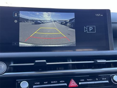 Certified 2025 Hyundai Santa Cruz SEL image 12