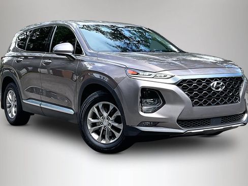 Used 2020 Hyundai Santa Fe SEL FWD image 2
