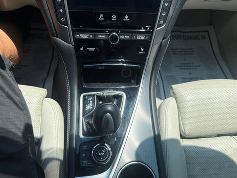 Used 2017 INFINITI Q50 Sport AWD/4WD image 36