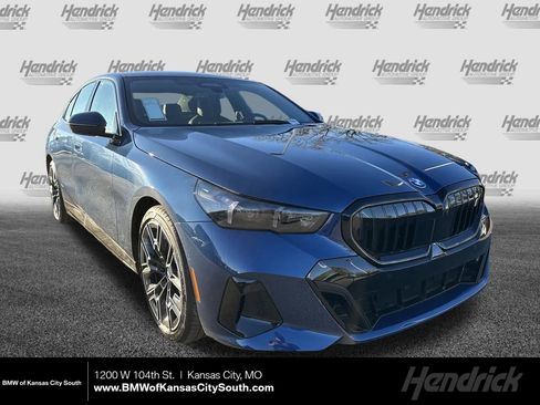 Used 2025 BMW i5 xDrive40 w/ M Sport Package image 1