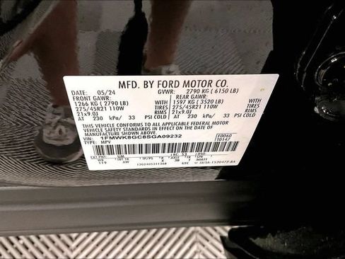 Used 2025 Ford Explorer ST AWD/4WD image 40
