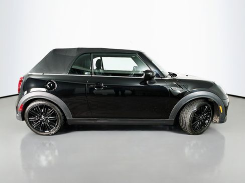 Used 2022 MINI Cooper S w/ Premium Package image 8