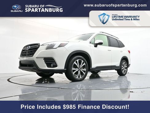 Used 2022 Subaru Forester Limited image 29