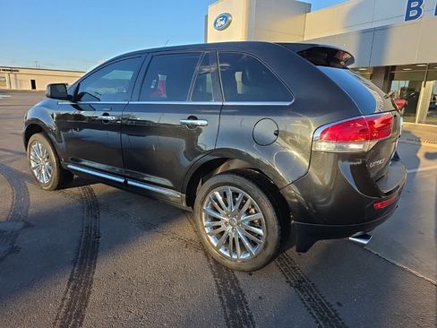 Used 2011 Lincoln MKX Base w/ 102A Rapid Spec Order Code image 2