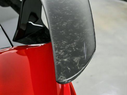 Used 2021 Lamborghini Huracan EVO image 17