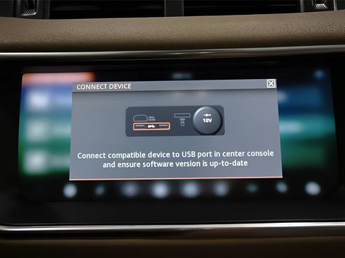 Used 2018 Land Rover Range Rover Evoque SE Premium AWD/4WD image 31