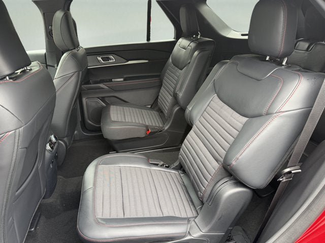New 2027 Ford Explorer ST-Line w/ Premium Package AWD/4WD image 11