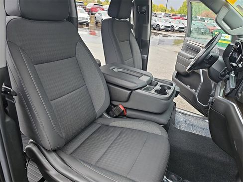 Used 2022 Chevrolet Silverado 1500 RST image 16