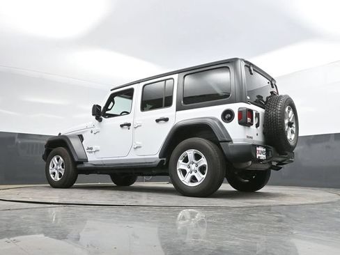 Certified 2018 Jeep Wrangler Unlimited Sport S AWD/4WD image 49