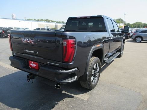 Certified 2025 GMC Sierra 2500 Denali w/ Denali Reserve Package AWD/4WD image 6