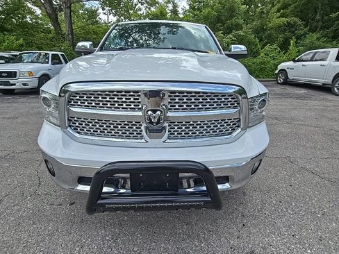 Used 2017 RAM 1500 Laramie AWD/4WD image 12