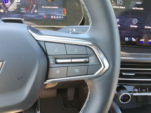 Certified 2026 Chevrolet Traverse High Country FWD image 27