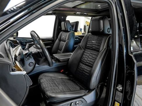 Used 2022 Cadillac Escalade ESV Sport Platinum w/ Heavy-Duty Trailer Package AWD/4WD image 51