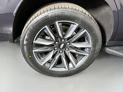 Used 2023 Cadillac Escalade Sport AWD/4WD image 33