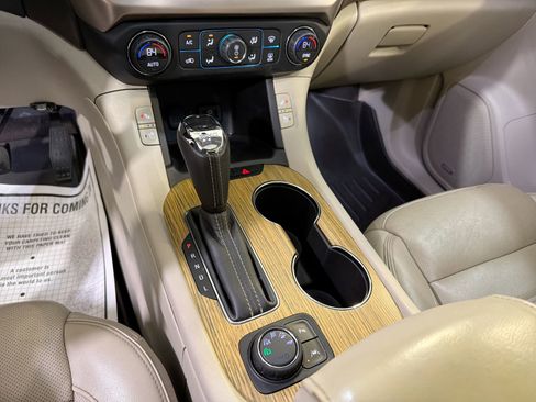 Used 2018 GMC Acadia Denali w/ Technology Package image 21