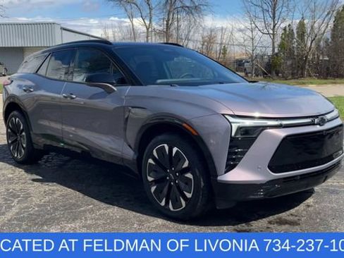 Used 2026 Chevrolet Blazer EV RS w/ Super Cruise Package AWD/4WD image 2