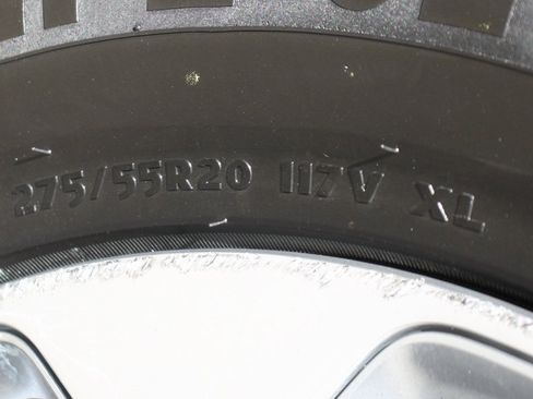 Used 2019 RAM 1500 Limited image 45