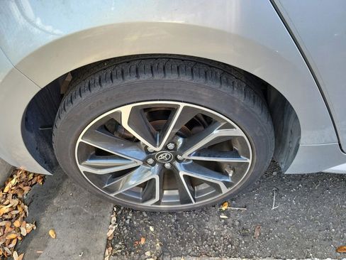 Used 2019 Toyota Corolla XSE image 7