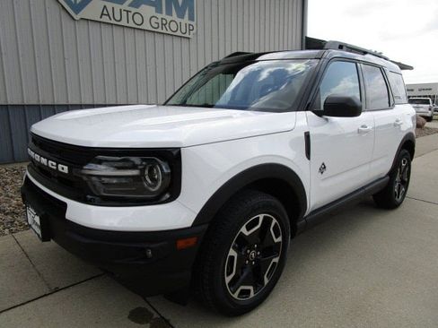 Used 2024 Ford Bronco Sport Outer Banks w/ Tech Package AWD/4WD image 1
