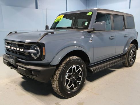 Used 2025 Ford Bronco Outer Banks image 30